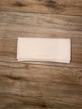 Katie Loxton Cream Leather Jewelry Holder